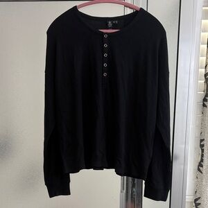 Volcom Black Crewneck thermal top